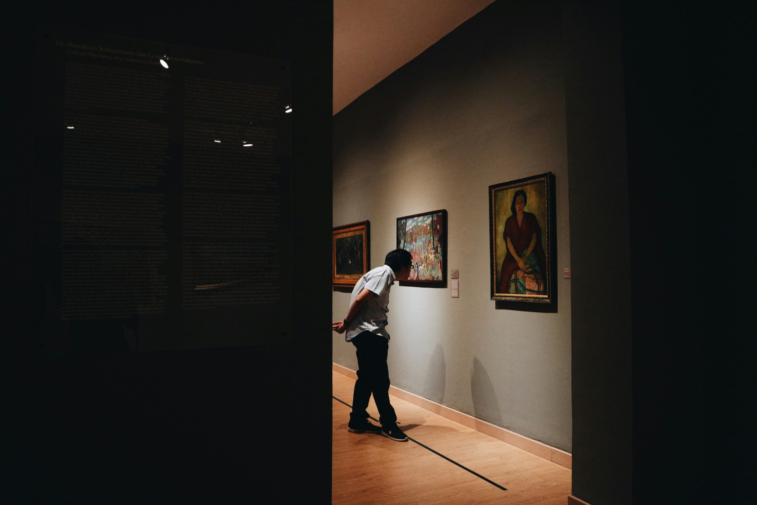We discuss why collectors trust Aardvark for museum-quality art handling